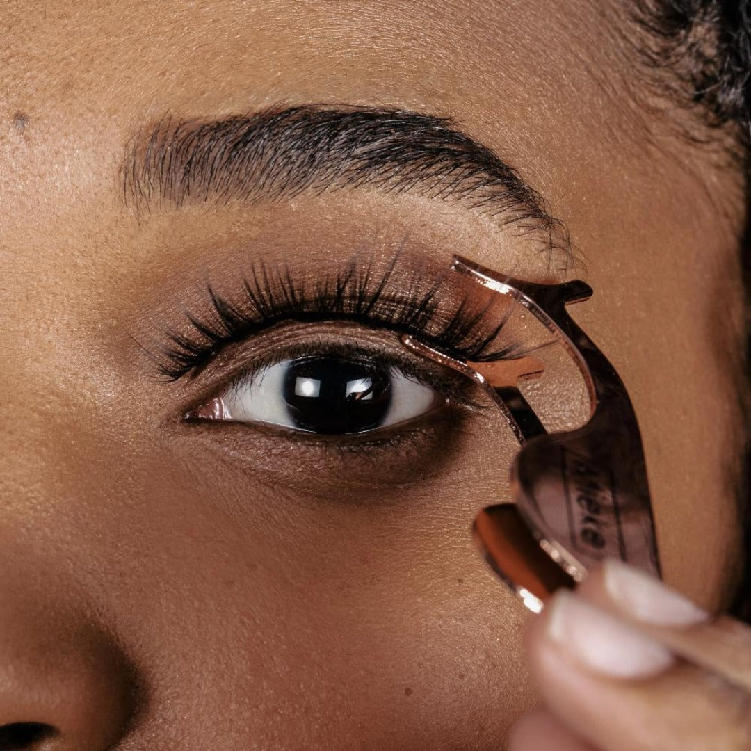 Lash Application Tweezers - Mieke Lashes